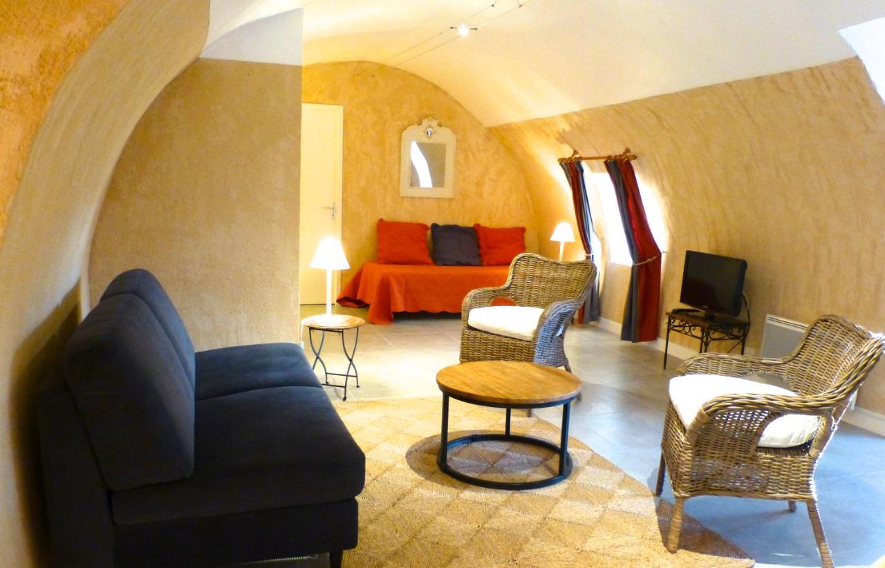 Gîtes Château de la Selve Grospierres Extérieur photo